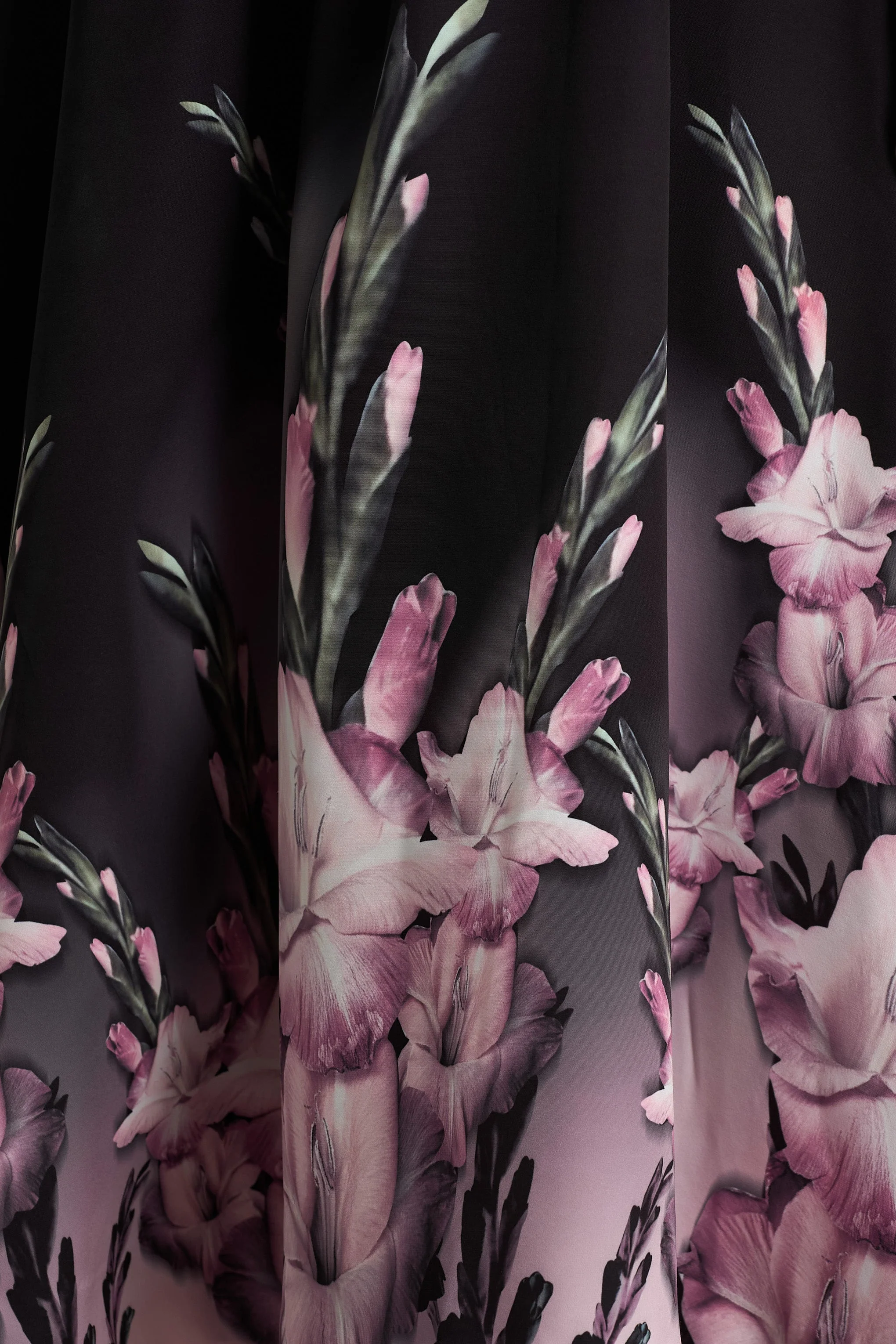 Annalise | Pink Border Print Bandeau Midi Dress - Image 12