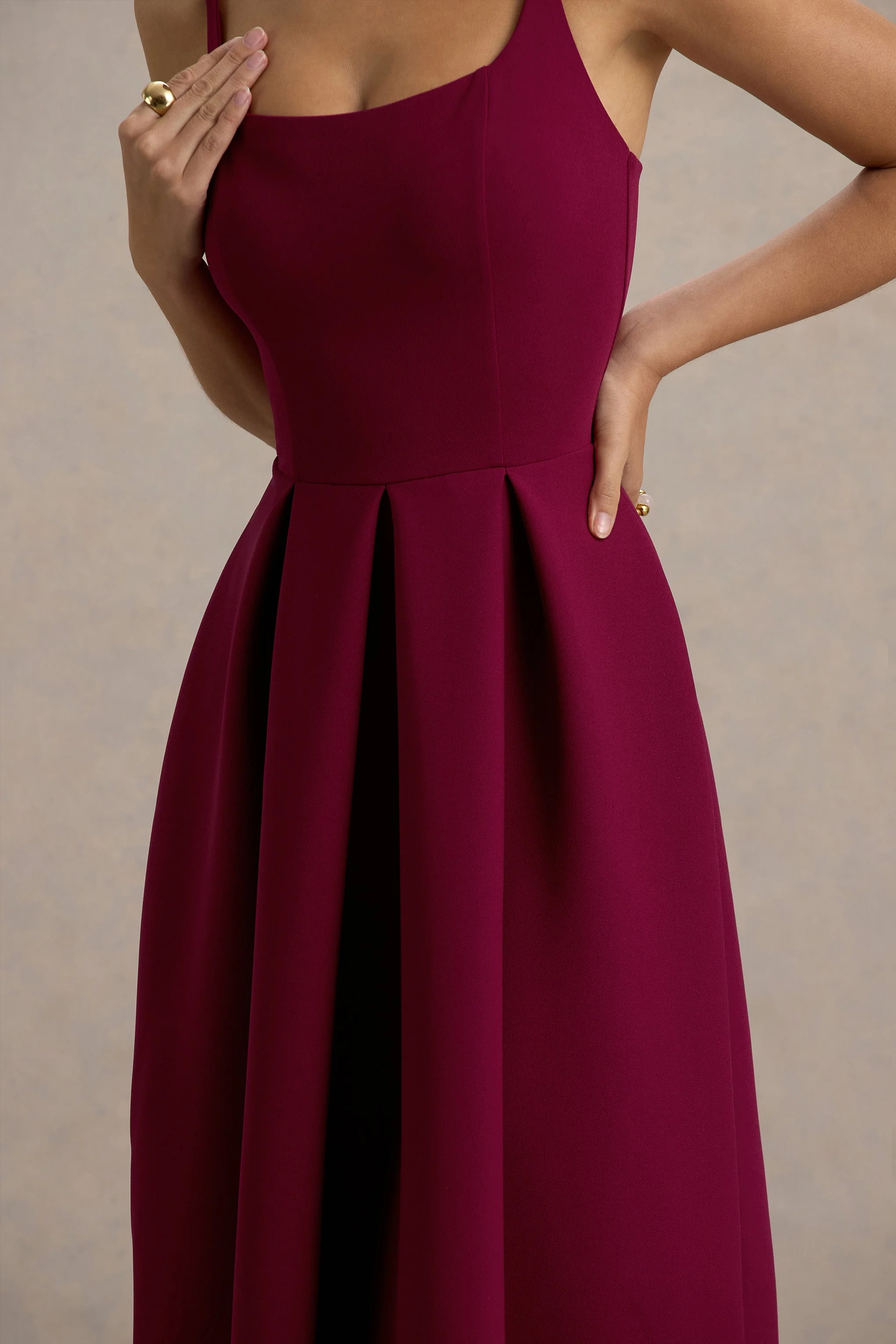 Bambina | Burgundy Scoop-Neck Pleated Maxi Dress - Image 6