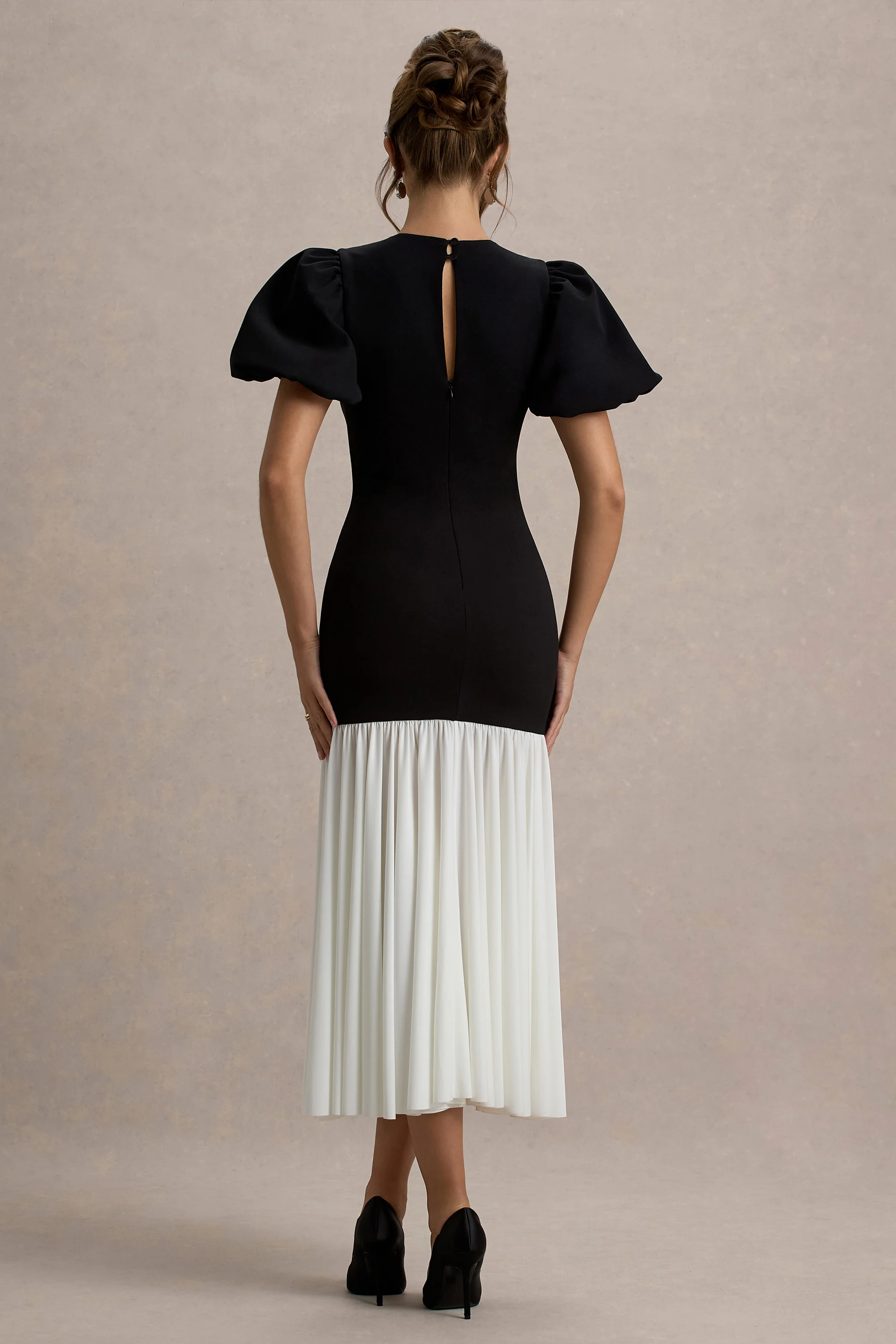 Cinzia | Black & White Puff-Sleeve Volume-Hem Midi Dress - Image 2