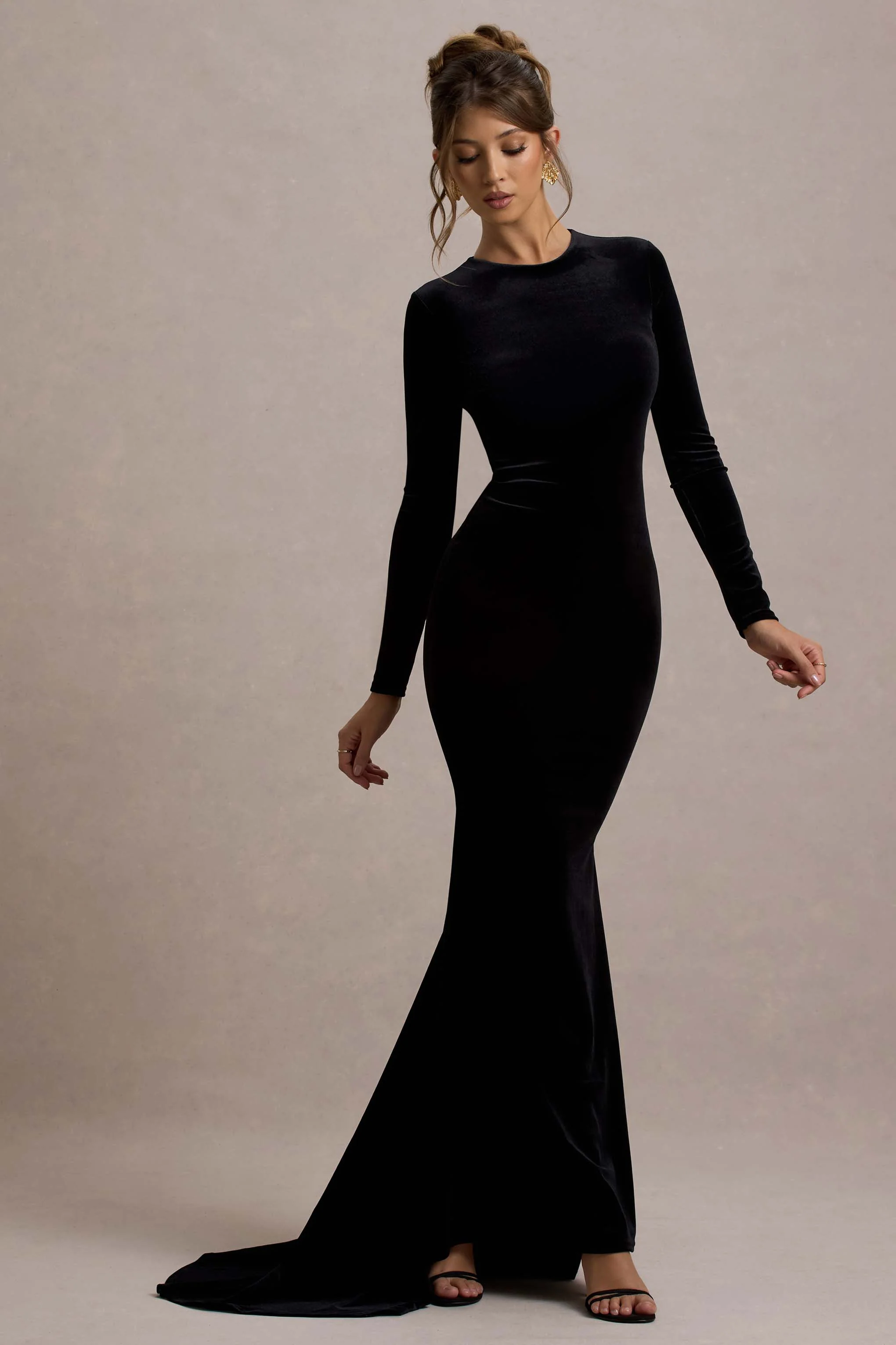 Keaton | Black Velvet Long-Sleeve Open-Back Maxi Dress - Image 2