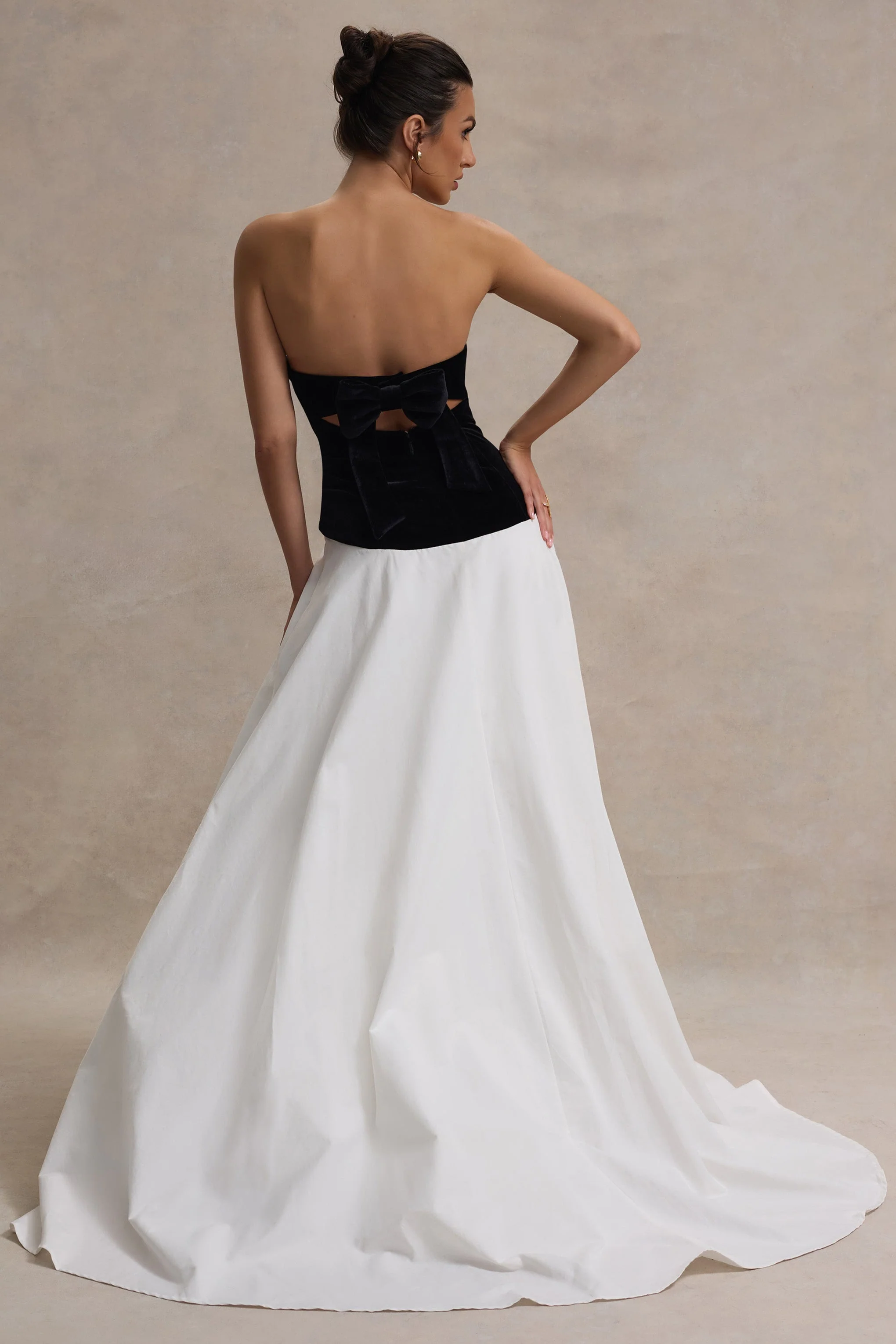 Lucienne | Black & Cream Sweetheart Corset Split Maxi Dress - Image 2