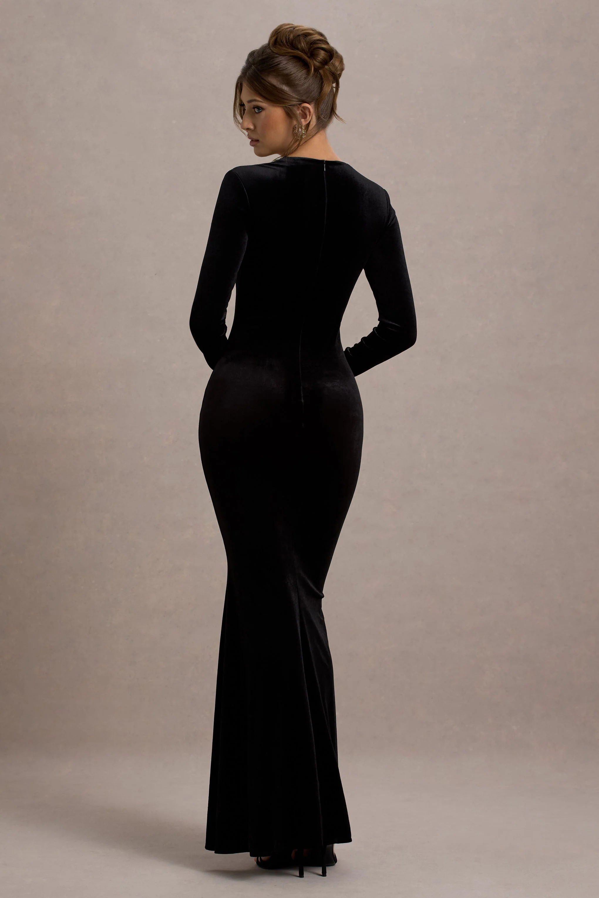 Morana | Black Velvet Square-Neck Long-Sleeve Maxi Dress - Image 3