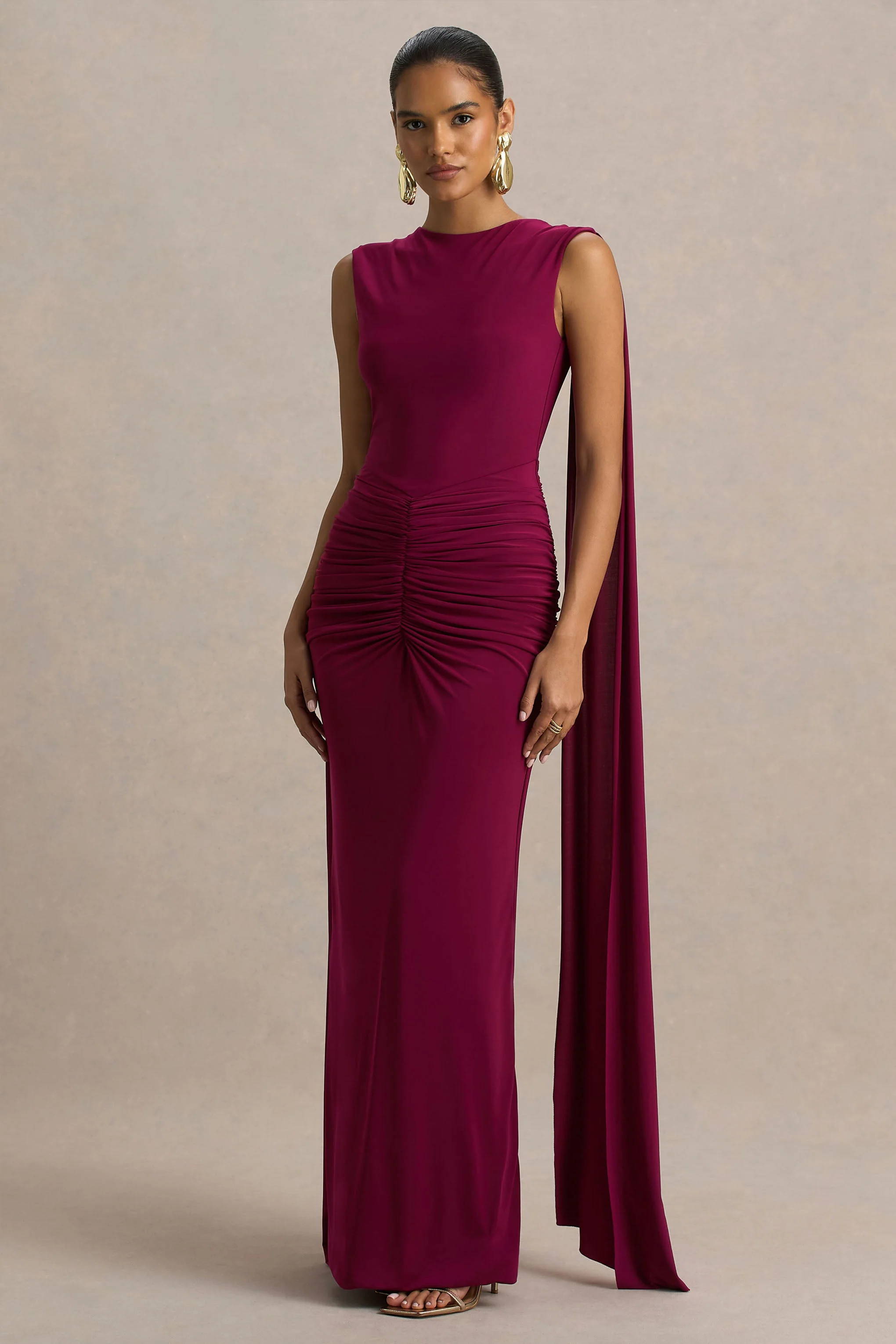 Premiere | Burgundy Boat-Neck Maxi Dress With Open-Back And Cape-Sleeves - Image 3