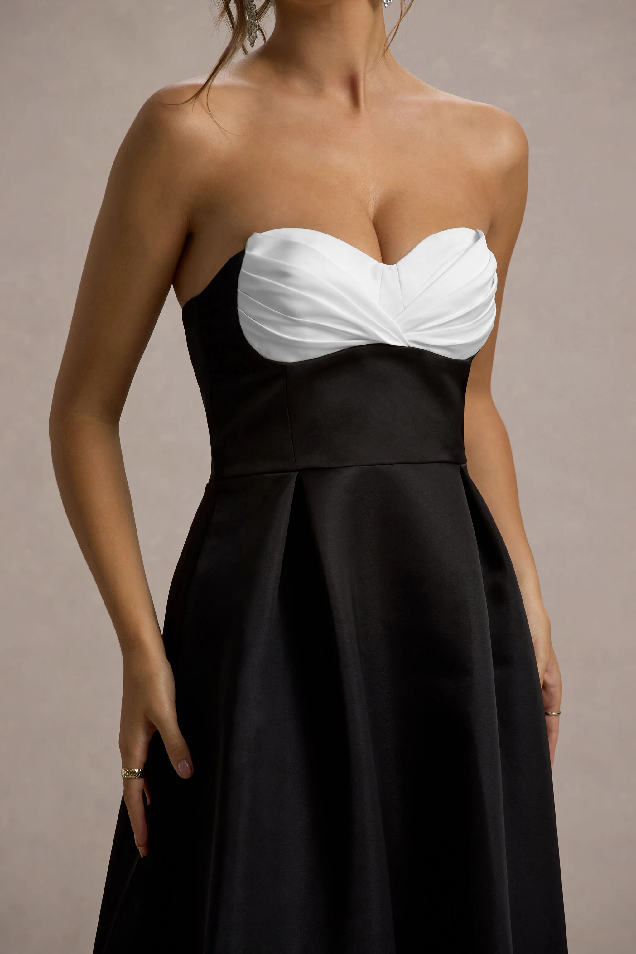 Wintour | Black Satin Sweetheart Midi Dress - Image 7